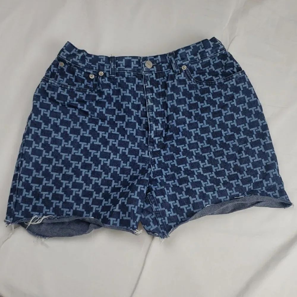 Tommy Hilfiger Women's 12 T Pattern Jean Shorts
